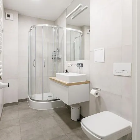 Daire Golden Apartments&k17/19 Wroclaw